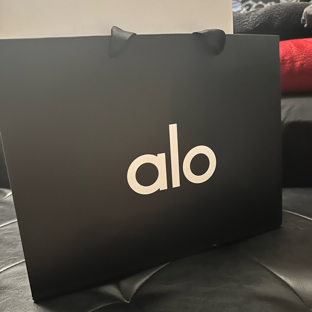 Alo Black Shopping Bag
